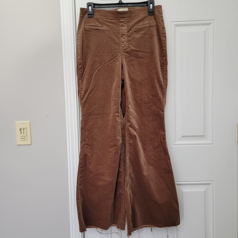 Pilcro Anthropologie Cognac Brown Faux Suede Flate Leg Distressed Hem Pants 28
